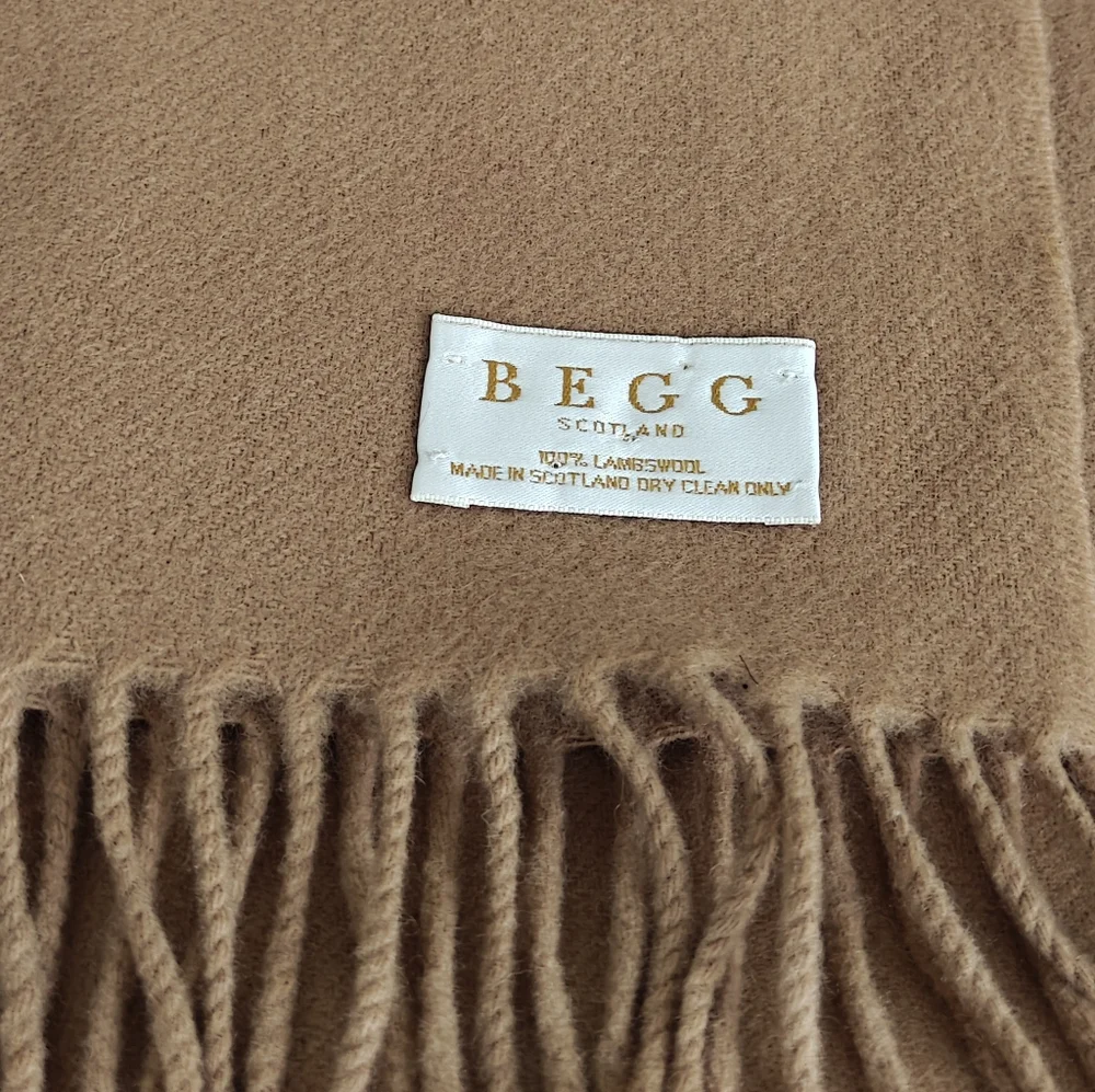 Begg & Co Camel Tone Lambeswool Scarf - Picture 3 of 6